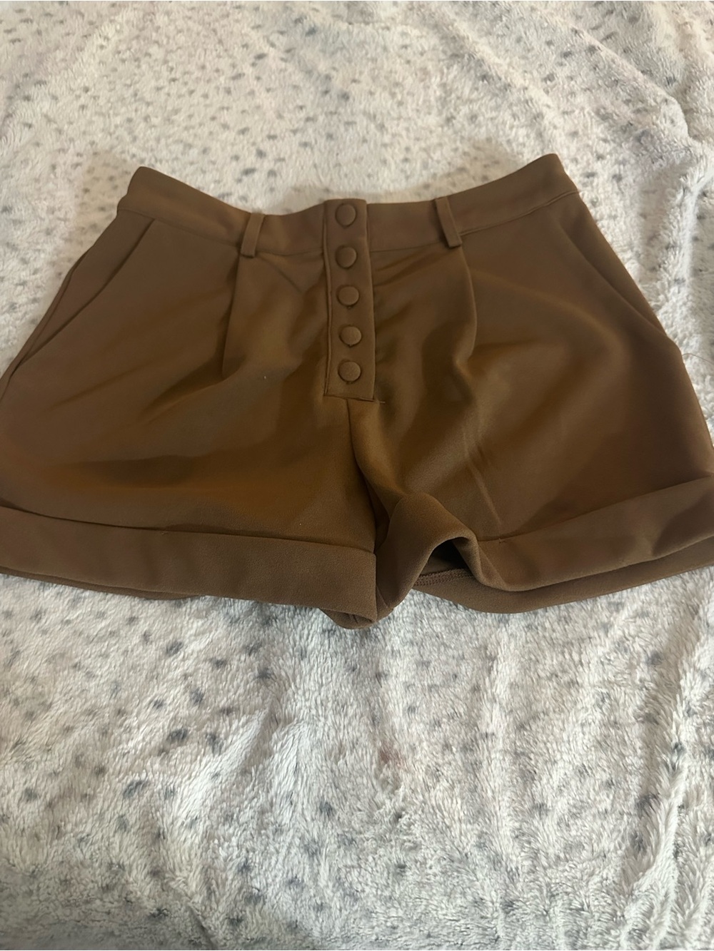 NWT H&M High-Waist Brown Button Front Women’s Shorts